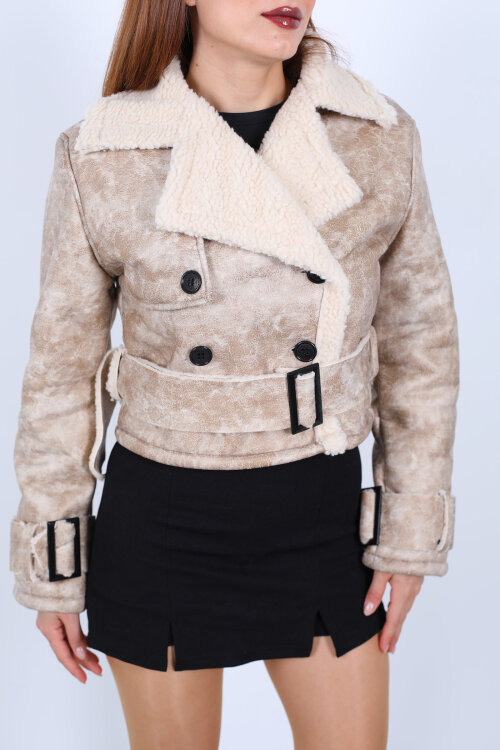 Kürklü Suni Deri Kemerli Bej Kadın Kısa Mont - Berox (1)