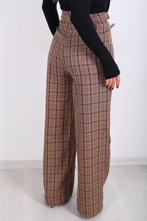 Lastik Detaylı Geniş Paça Açık Kahve Kadın Ekose Pantolon - 5