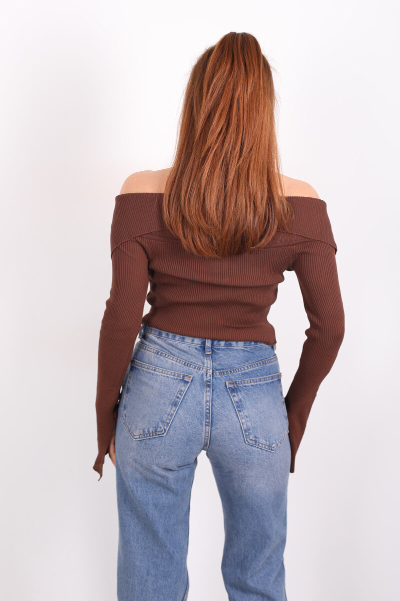 Madonna Yaka Fermuarlı Kahverengi Kadın İspanyol Kol Bluz - 4