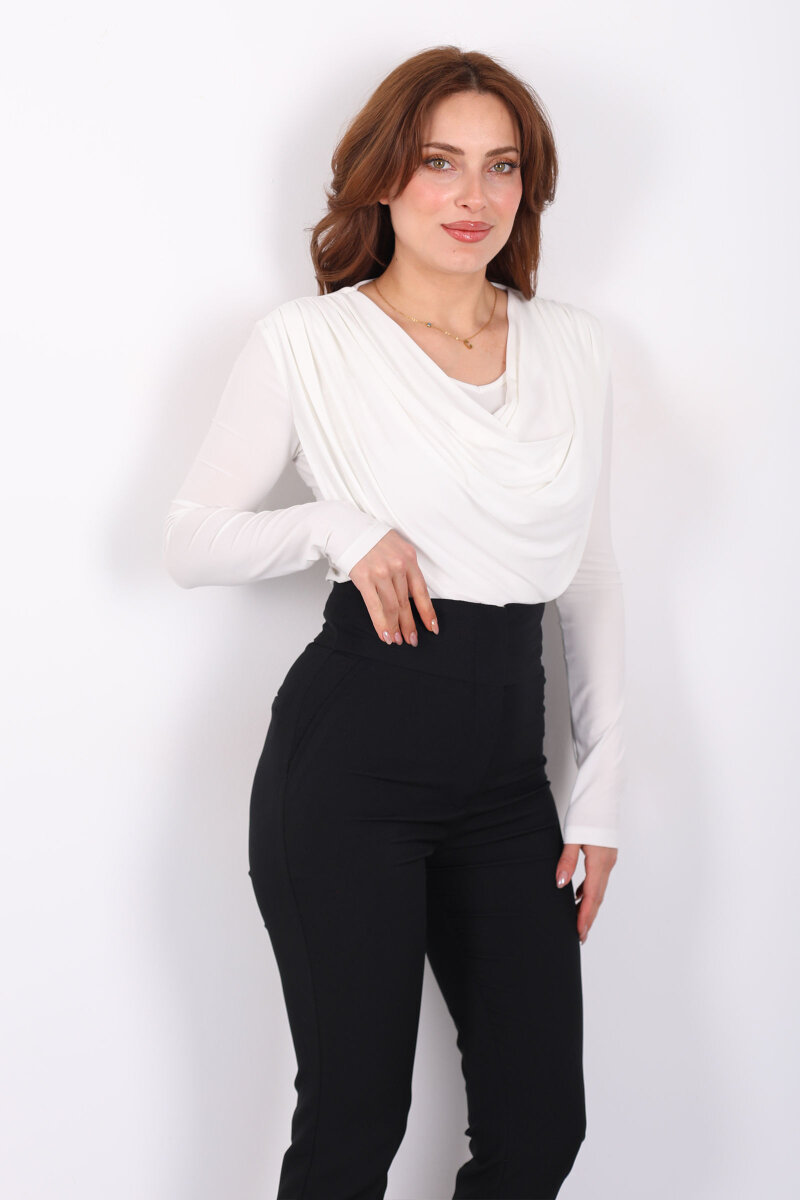 Omuz Pileli Degaje Yaka Kadın Beyaz Sandy Bluz - 4