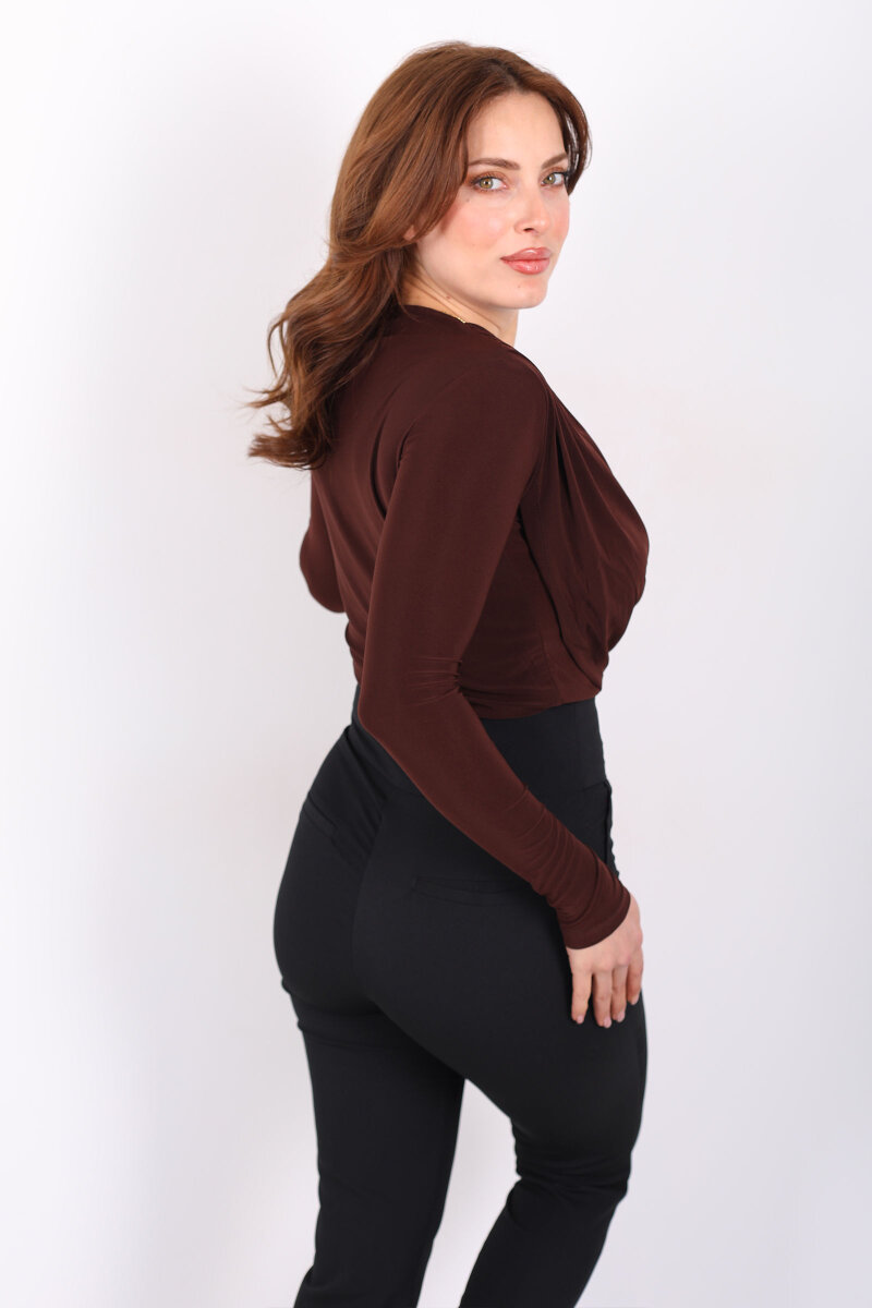 Omuz Pileli Degaje Yaka Kadın Kahverengi Sandy Bluz - 5