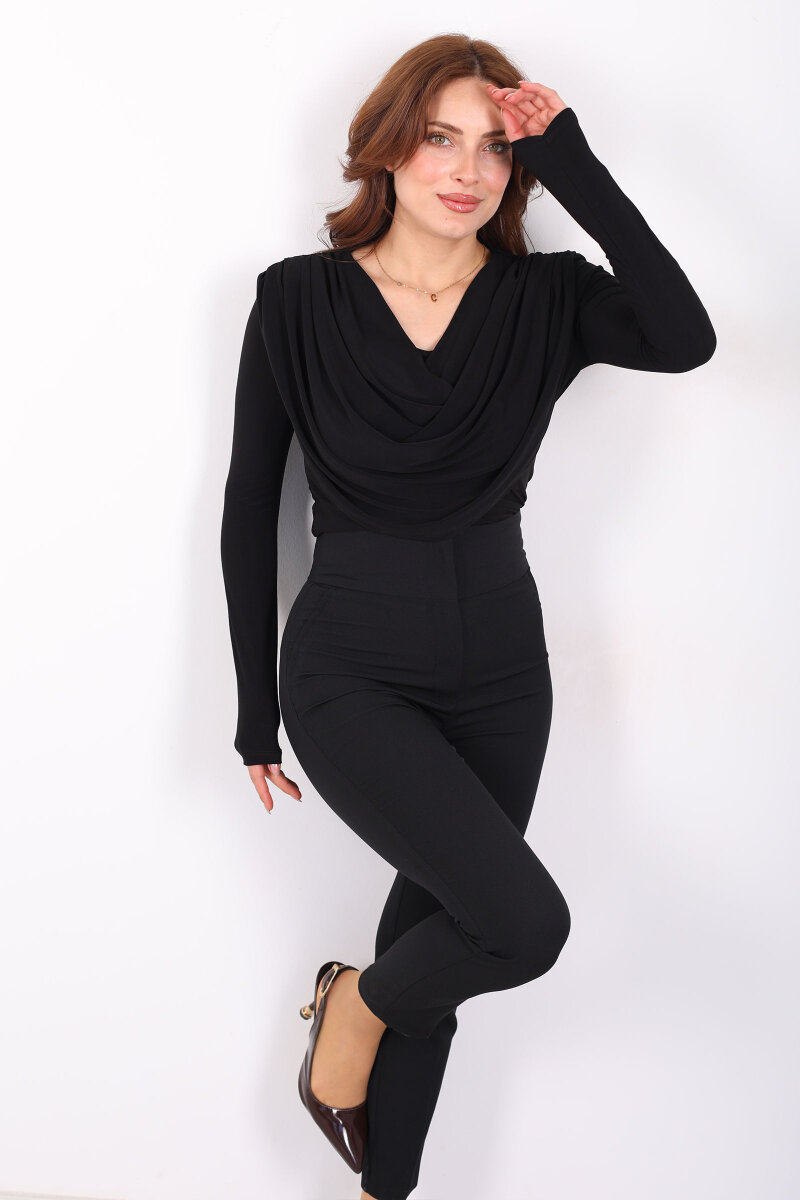 Omuz Pileli Degaje Yaka Kadın Siyah Sandy Bluz - 3