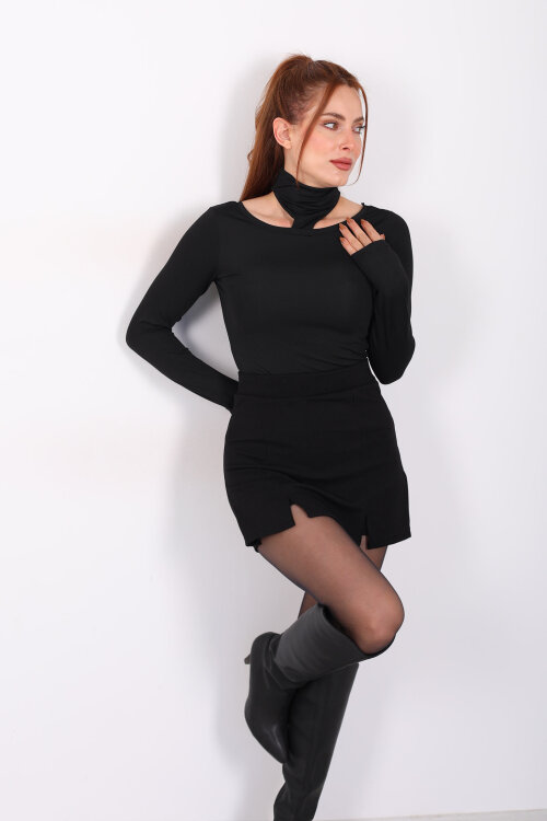 Omuzları Açık Boyundan Geçirmeli Siyah Kadın Bluz - 3