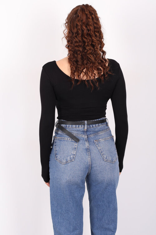 Ön Arka U Yaka Uzun Kollu Siyah Kadın Basic Bluz - Berox (1)