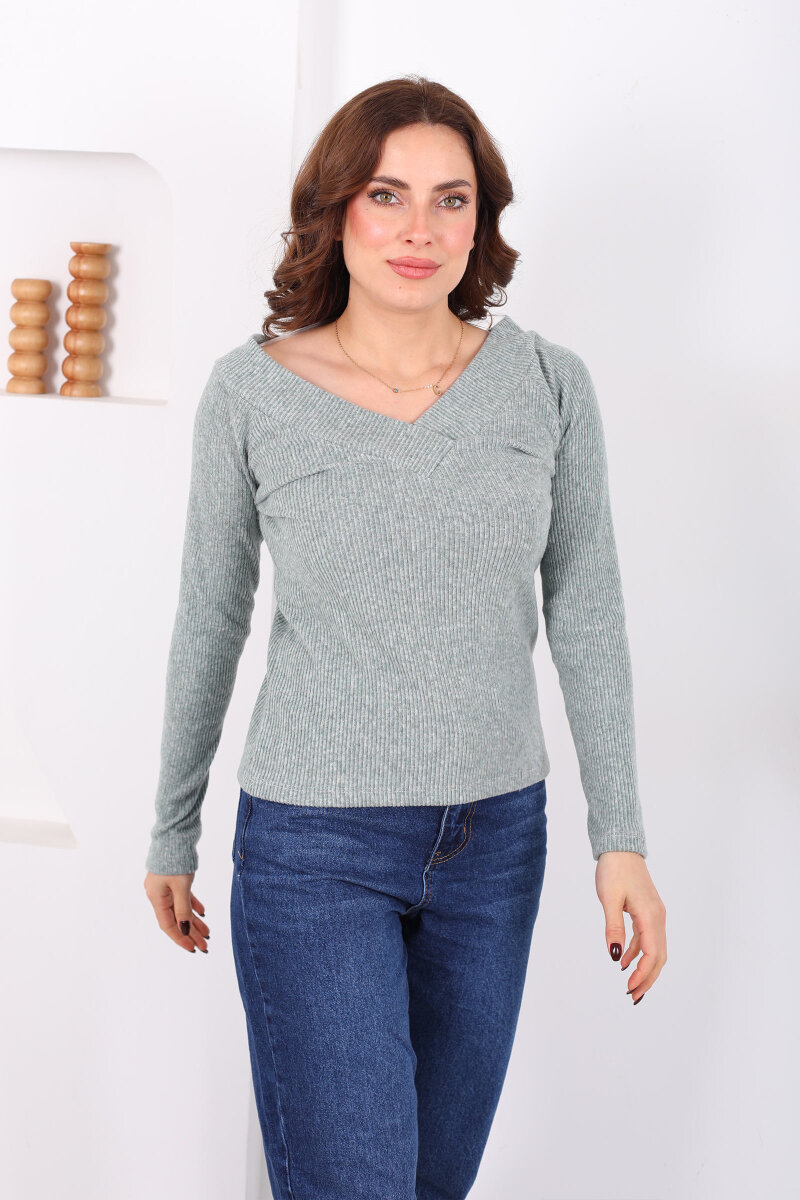 Ön Arka V - Yaka Kadın Haki Triko Kazak - 3