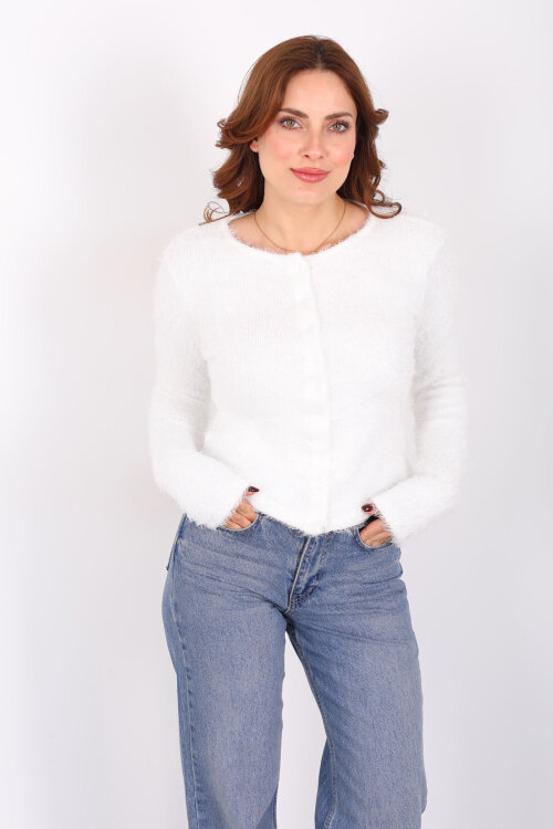 Önü Düğmeli Beyaz Kadın Sakallı Hırka - 3