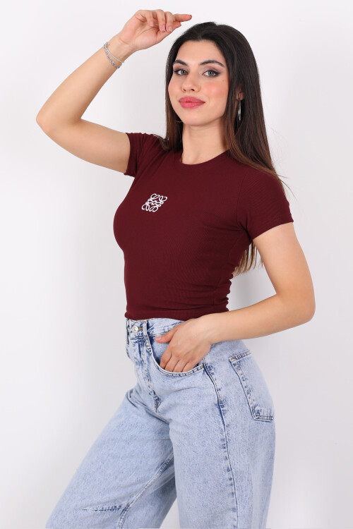 Önü Nakışlı Bisiklet Yaka Ottoman Bordo Kadın Bluz 