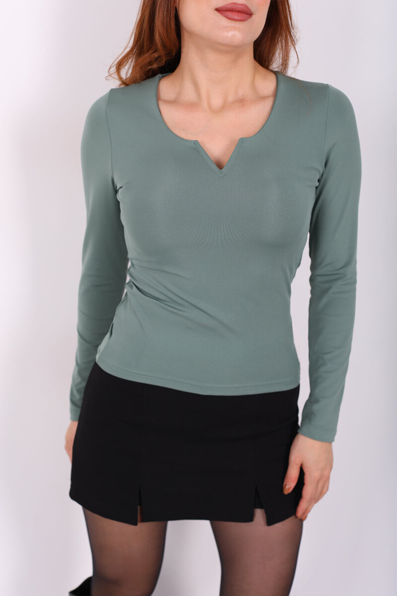 Önü V Dekolteli Yeşil Kadın Sandy Bluz - 2