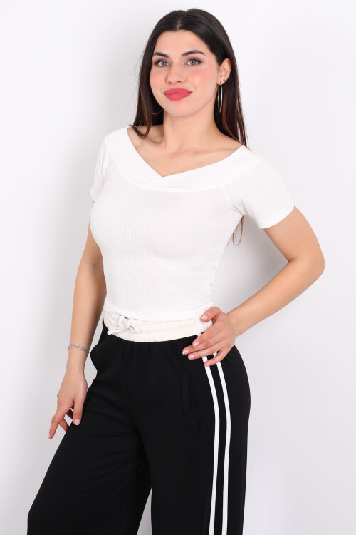 Ottoman Kayık Yaka Beyaz Kadın Crop 