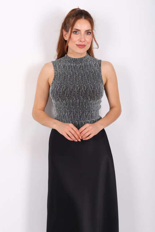 Parıltılı Kolsuz Gümüş Kadın Bluz - Berox