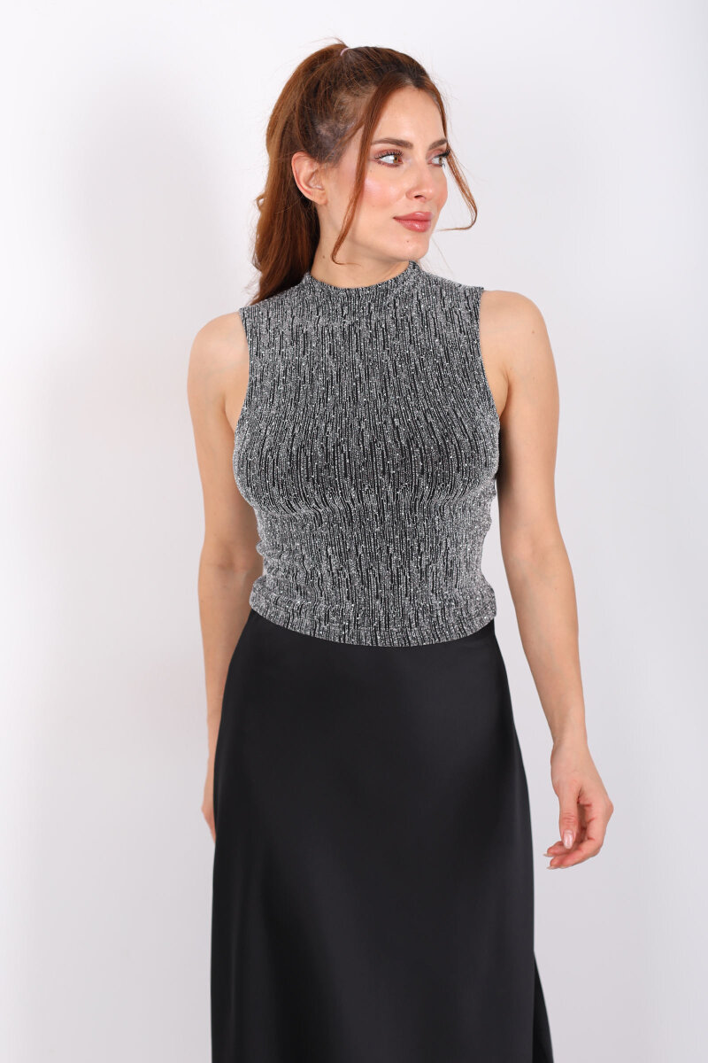 Parıltılı Kolsuz Gümüş Kadın Bluz - 3