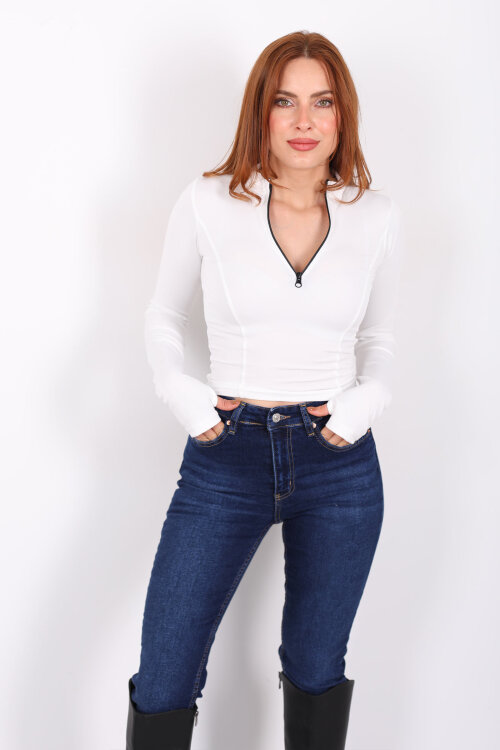 Parmak Geçirmeli Yarım Fermuarlı Beyaz Kadın Slim Bluz - 4