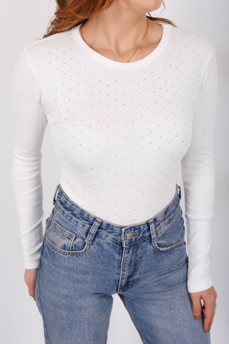 Serpme Taş Detaylı Beyaz Kadın Basic Bluz - 2