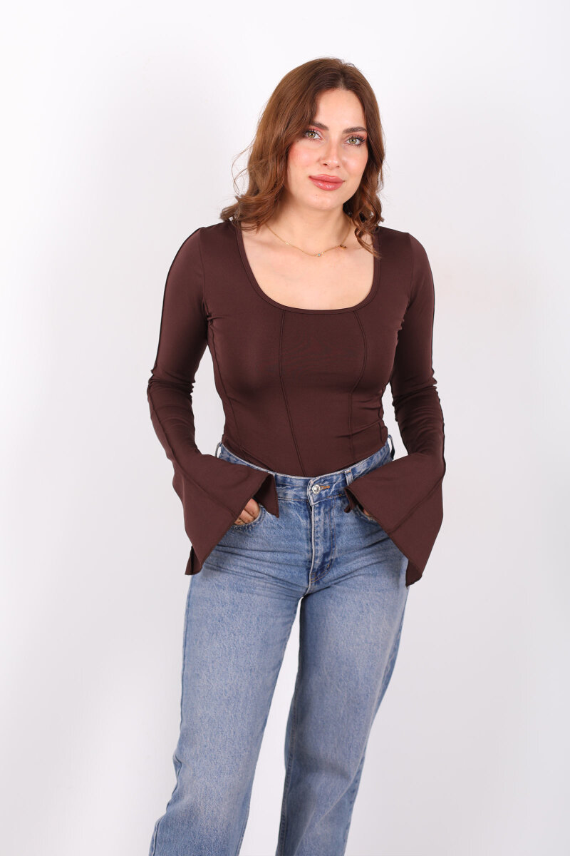 Sırtı Bağlamalı Ters Dikişli Kahverengi Kadın İspanyol Kol Bluz - 1