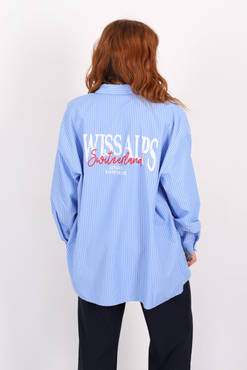 Sırtı Yazı Baskılı Oversize Çizgili Mavi Kadın Gömlek - 4