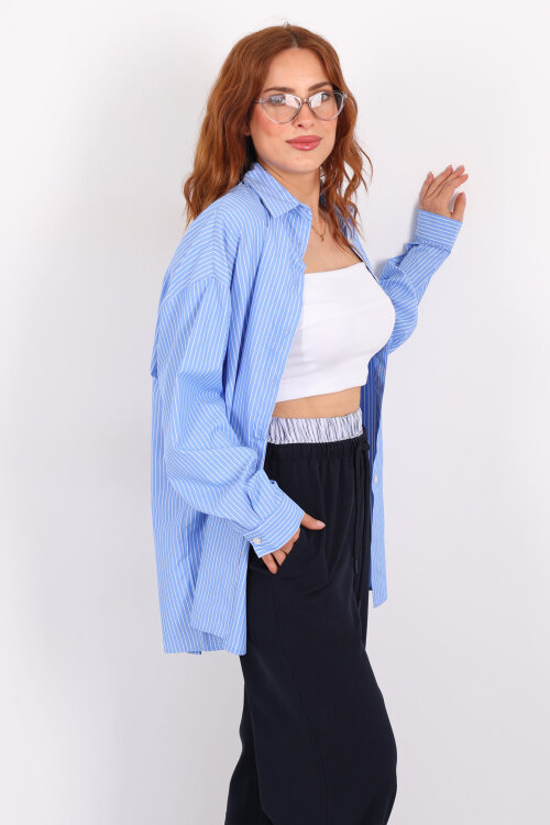 Sırtı Yazı Baskılı Oversize Çizgili Mavi Kadın Gömlek - 6