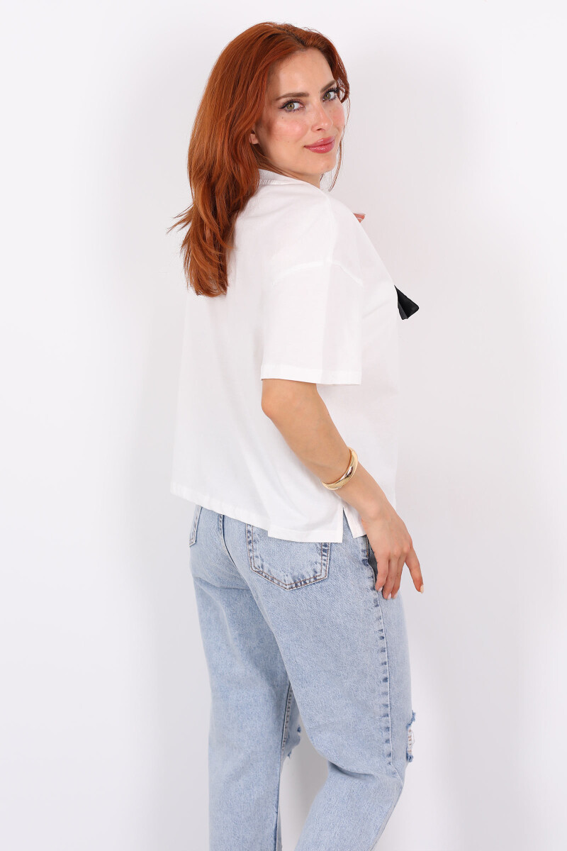 Siyah Kurdeleli Bisiklet Yaka Oversize Ekru Kadın T-Shirt - 5