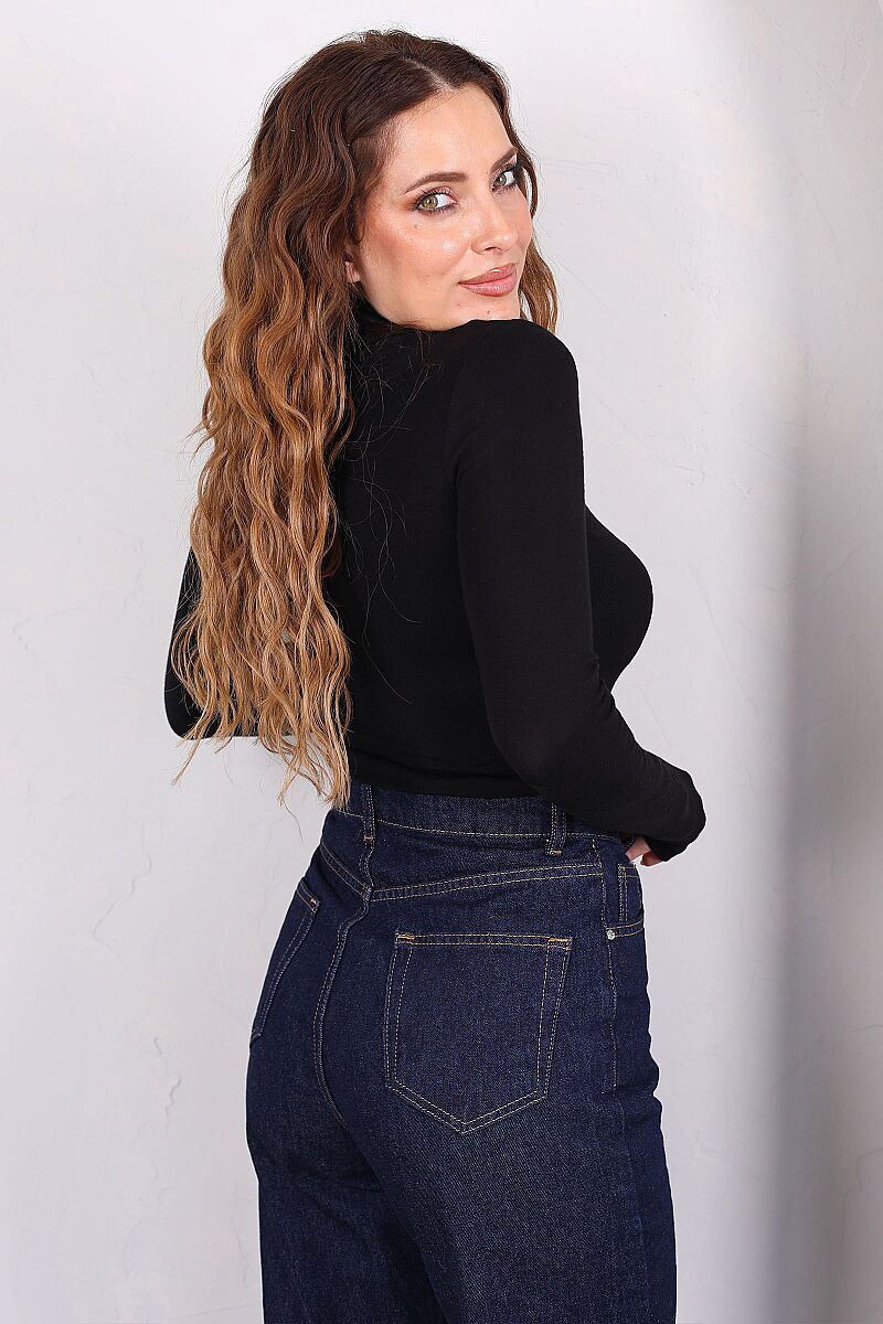 Tam Balıkçı Yaka Parmak Geçirmeli Siyah Kadın Body - 5