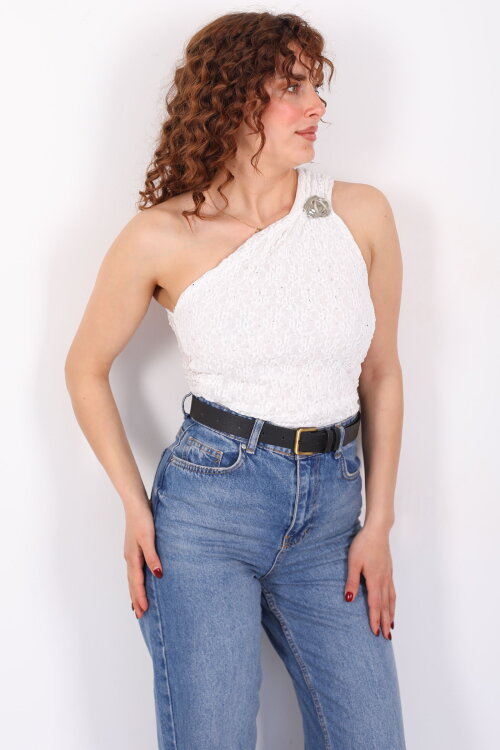 Taşlı Tek Kol Aksesuarlı Drapeli Beyaz Kadın Dantel Bluz - 5