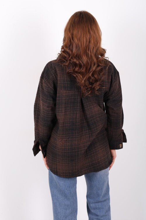 Tek Cepli Ekose Acı Kahve Kadın Oduncu Gömlek - 5