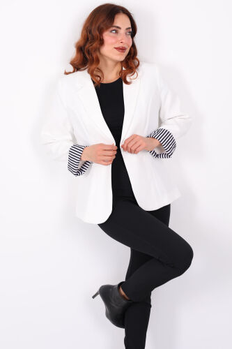 Tek Düğme Cep Kapaklı Çizgili Garnili Ekru Kadın Blazer Ceket - 1