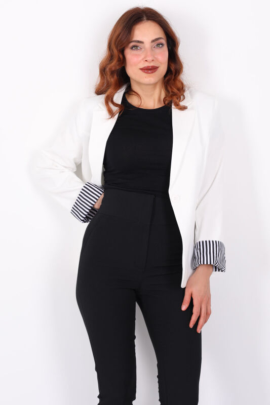 Tek Düğme Cep Kapaklı Çizgili Garnili Ekru Kadın Blazer Ceket - 5