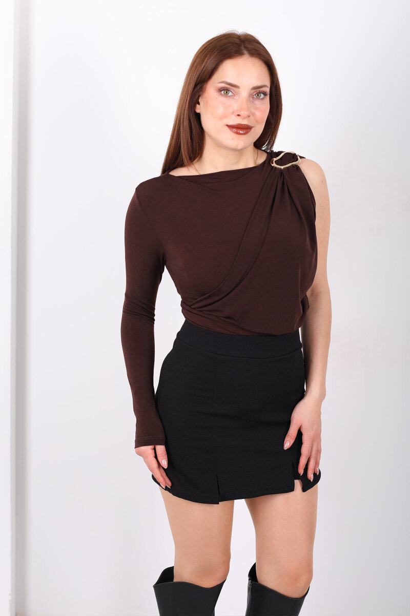 Tek Kol Aksesuarlı Drape Detaylı Kahverengi Kadın Çıtçıtlı Bluz - 4
