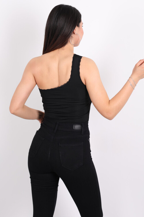 Tek Omuz Güpür Detaylı Siyah Kadın Çıtçıtlı Body - 5
