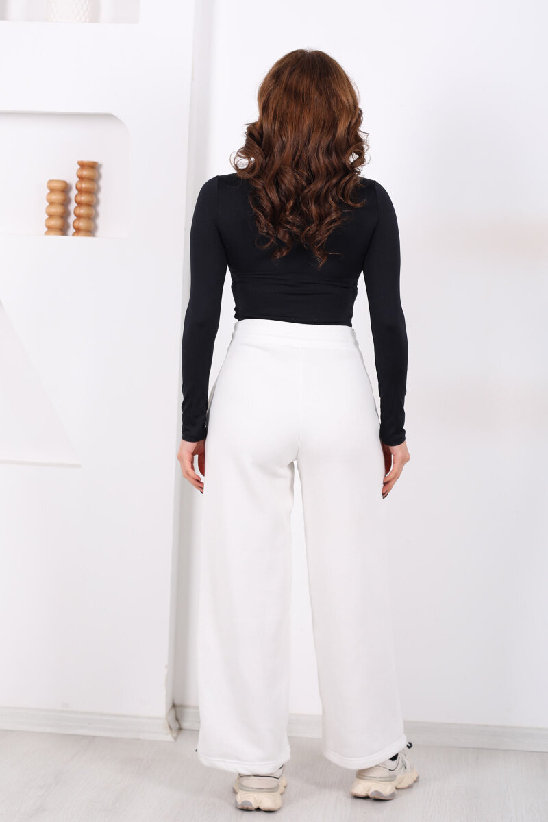 Üç İplik Paça Lastikli Beyaz Kadın Eşofman Altı - 4