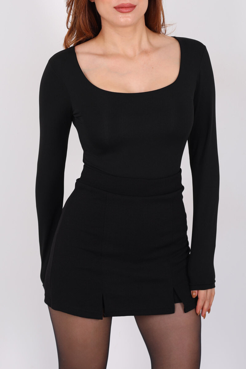 Uzun Kol Kare Yaka Siyah Çıtçıtlı Body - 2