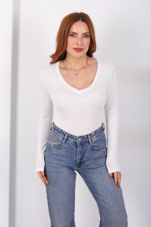 V Yaka Beyaz Kadın Basic Bluz - 5