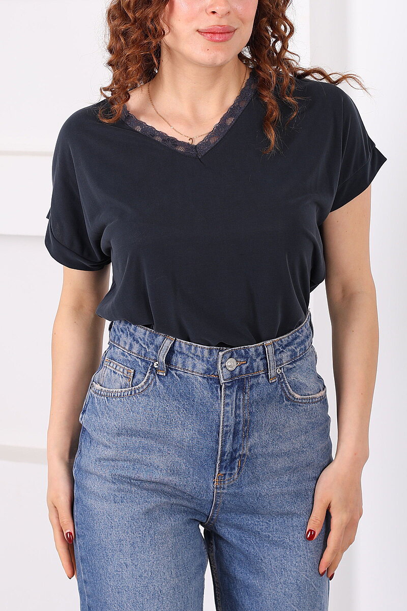 V Yaka Dantelli Kısa Kol Füme Kadın Bluz - 2