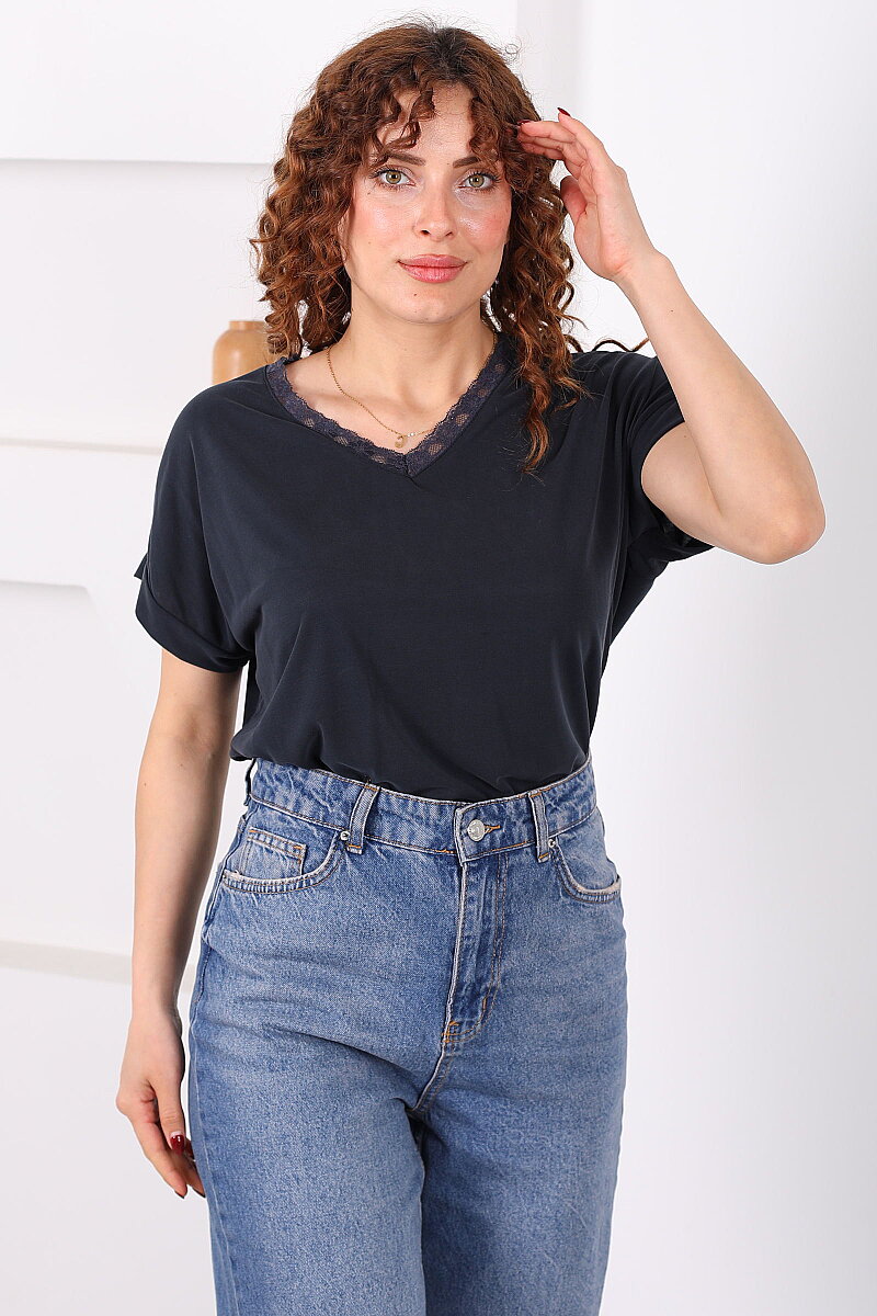 V Yaka Dantelli Kısa Kol Füme Kadın Bluz - 5