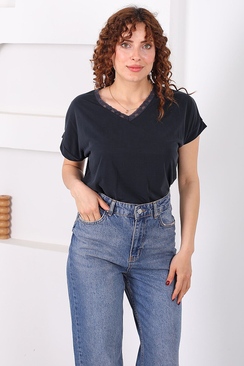 V Yaka Dantelli Kısa Kol Füme Kadın Bluz - 3