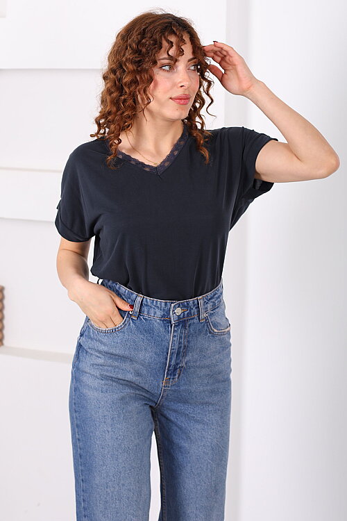 V Yaka Dantelli Kısa Kol Füme Kadın Bluz - Berox