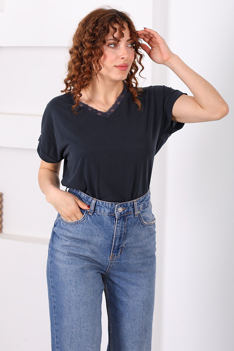 V Yaka Dantelli Kısa Kol Füme Kadın Bluz - 1