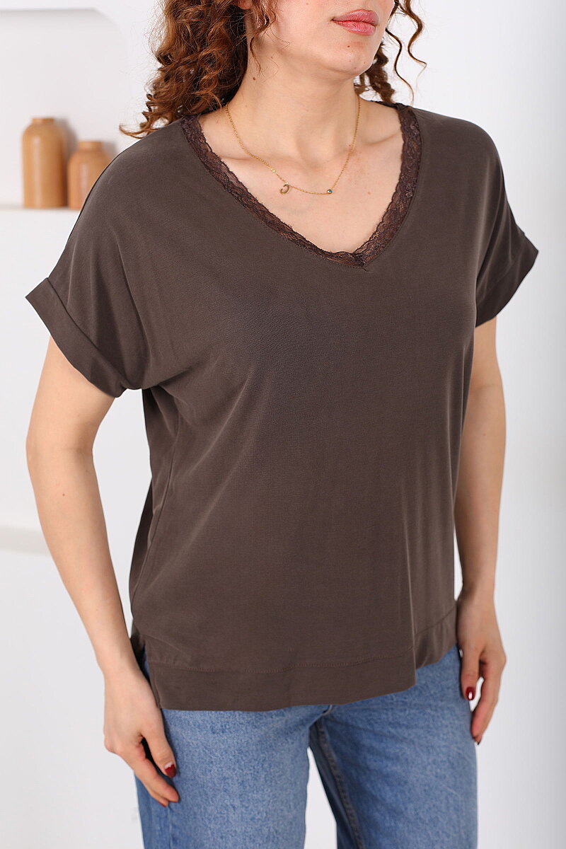 V Yaka Dantelli Kısa Kol Kahverengi Kadın Bluz - 2