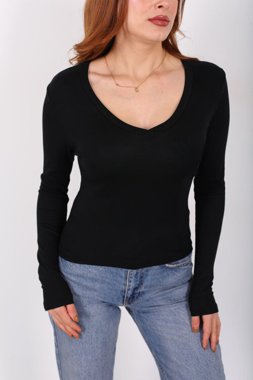 V Yaka Siyah Kadın Basic Bluz - Berox (1)