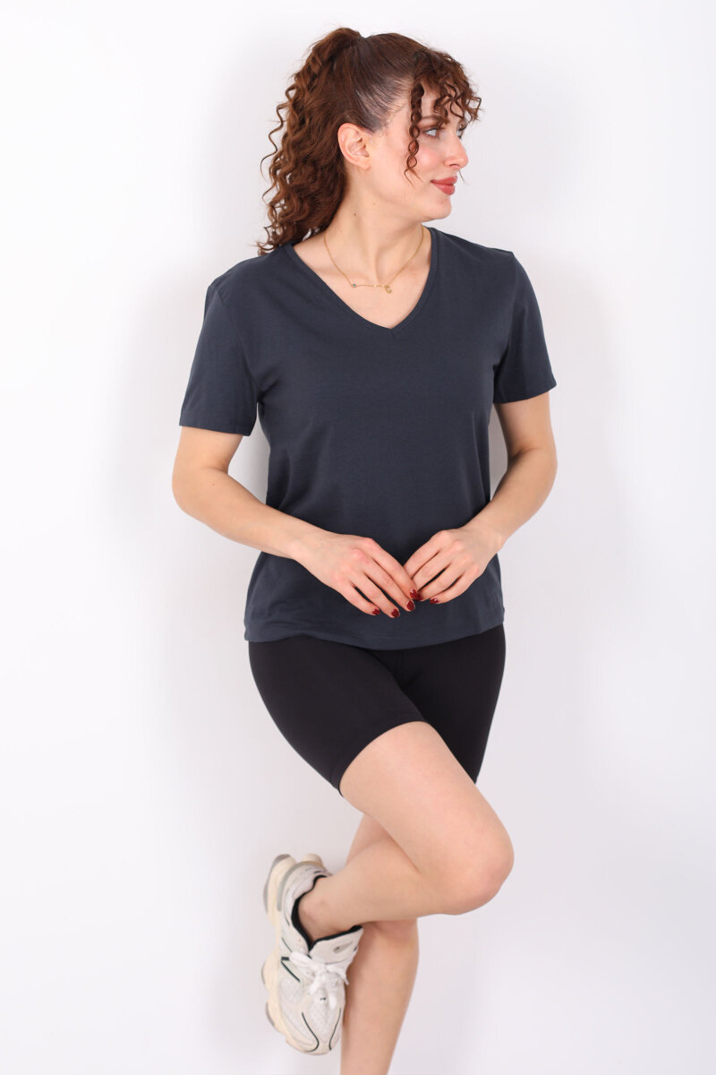 V Yaka Slim Füme Kadın T-Shirt - 1