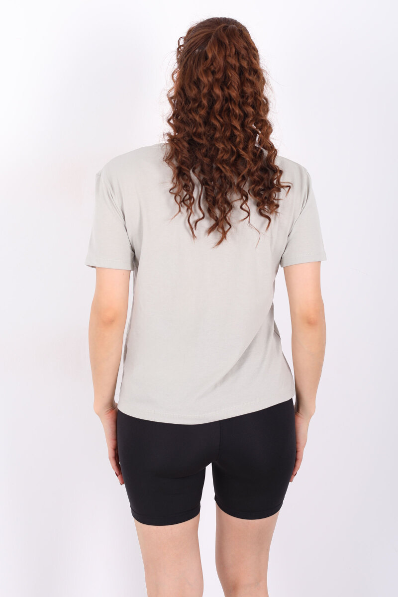 V Yaka Slim Mint Yeşili Kadın T-Shirt - 4