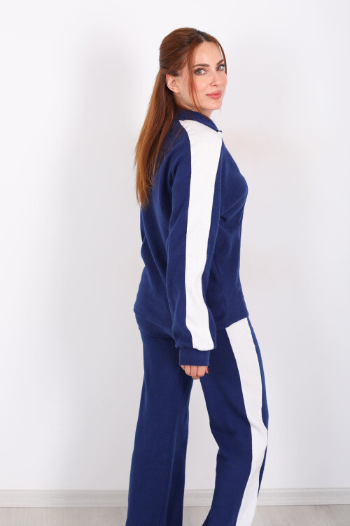 V Yaka Yanları Şeritli Bol Paça Mavi Kadın Yumoş Takım - 5