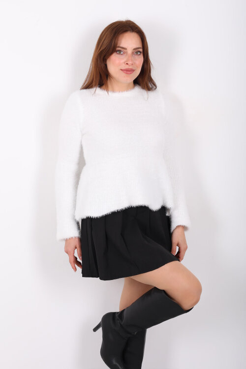 Volanlı Sakallı Kadın Beyaz Triko Kazak 