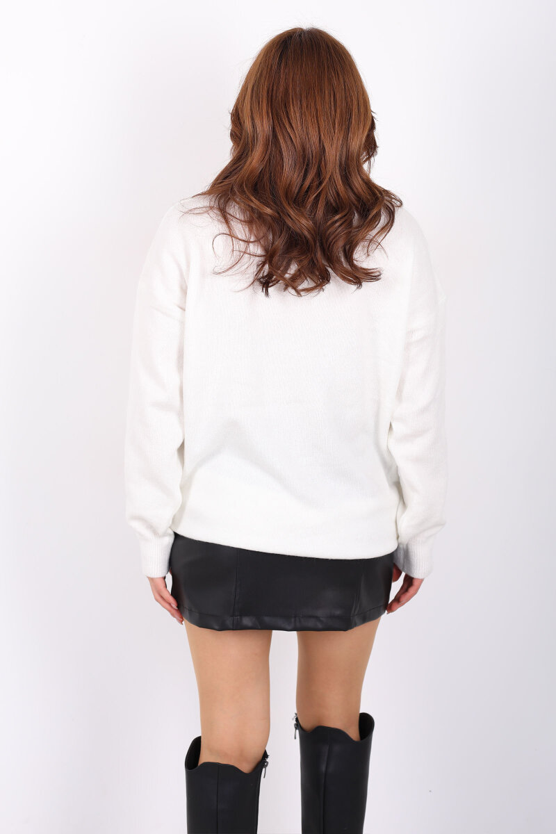 Yaka Dekolte Detaylı Kadın Ekru Triko Kazak - 5