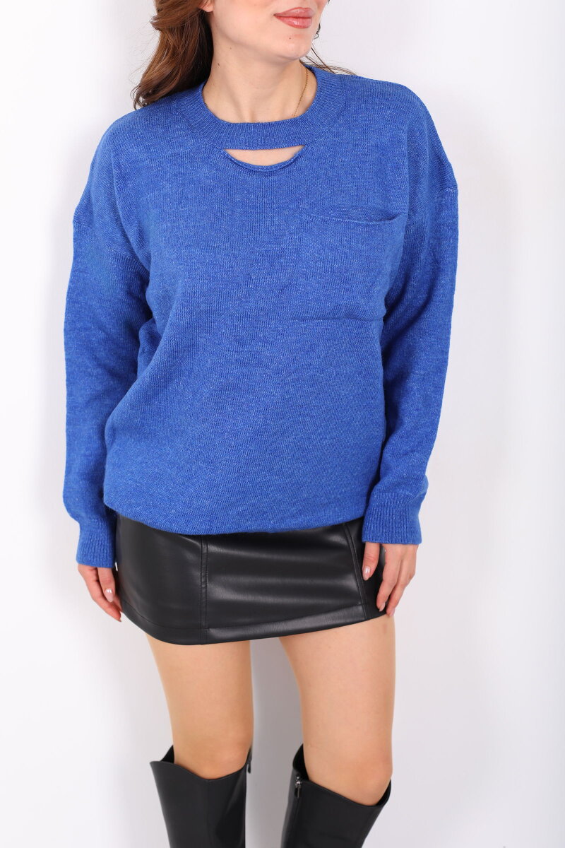 Yaka Dekolte Detaylı Kadın Saks Mavisi Triko Kazak - 2