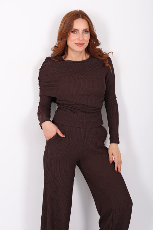 Yaka Detaylı Büzgülü Kahverengi Kadın Fitilli Takım - 6