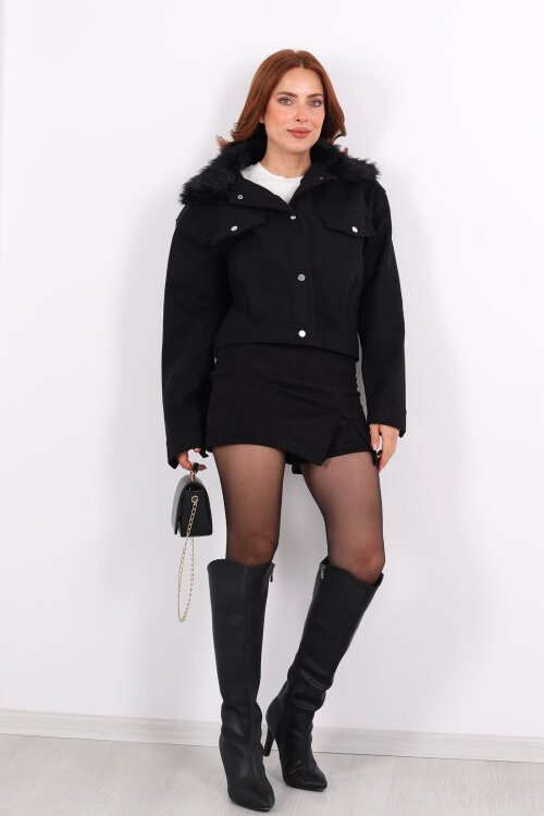 Yaka Kürklü Siyah Kadın Kısa Kaşe Kaban - 3