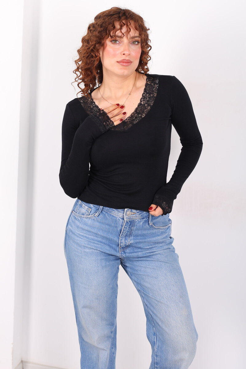 Yaka ve Kol Dantelli Siyah Kadın Body - 4