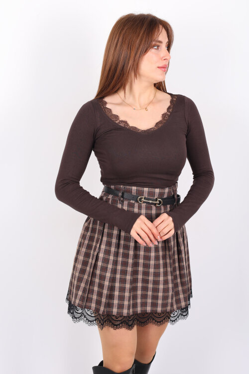 Yakası Dantelli Kahverengi Kadın Bluz - 4