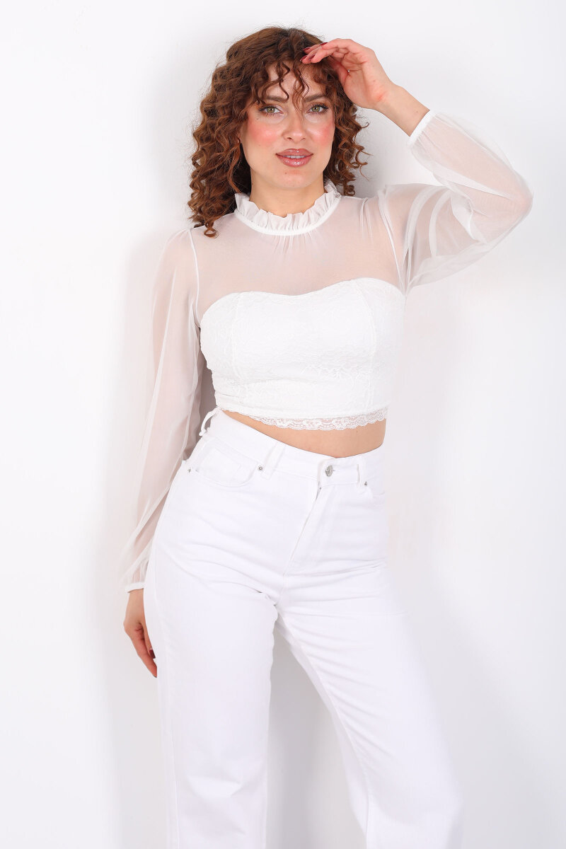 Yakası Fırfırlı Tül Detaylı Beyaz Kadın Dantel Bluz - 1