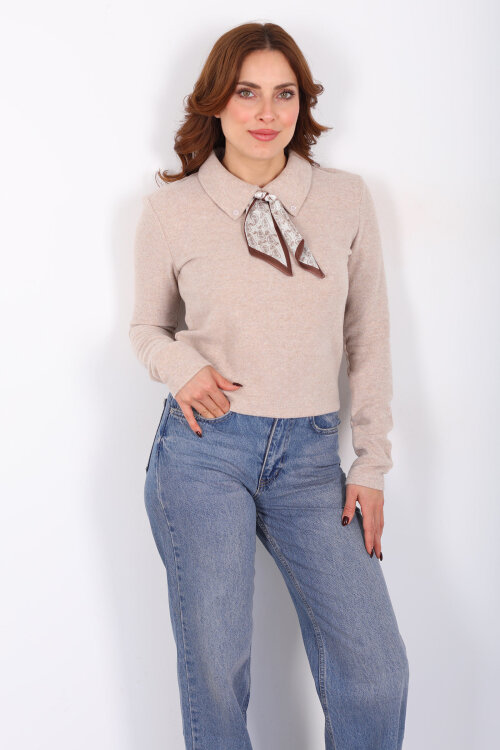 Yakası Fularlı Bej Kadın Selanik Bluz - 3